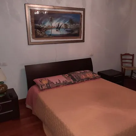 House Apartment *