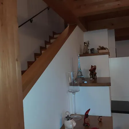 House Апартаменты *