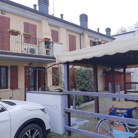 House Apartment *