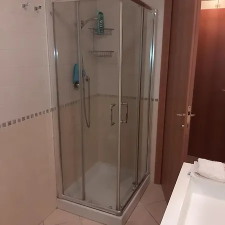 아파트 House