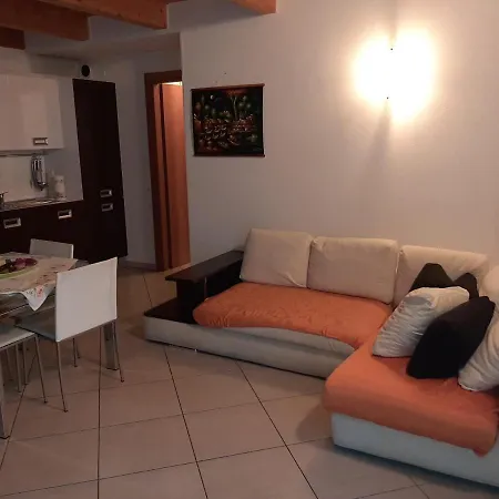 House شقة رافيننا