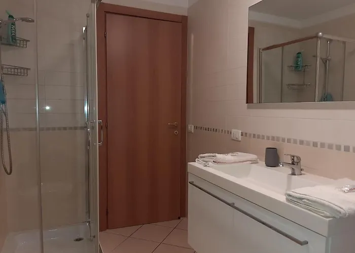 House * رافيننا