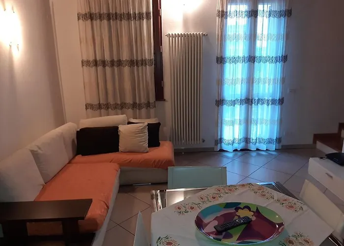 House شقة رافيننا