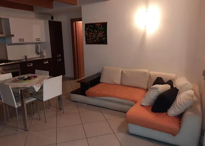 House شقة رافيننا